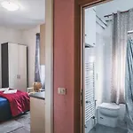 Bulldog Station With Private Wc, Ac, Tv ميستر