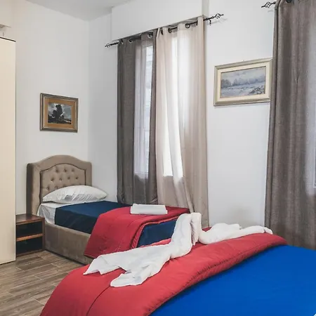 Bulldog Station With Private Wc, Ac, Tv Отель типа 