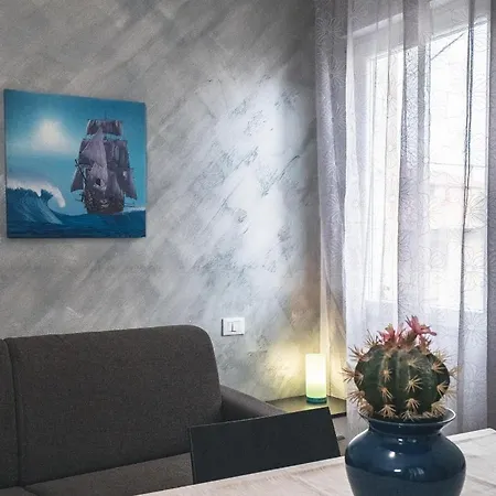 Bulldog Station With Private Wc, Ac, Tv לינה וארוחת בוקר