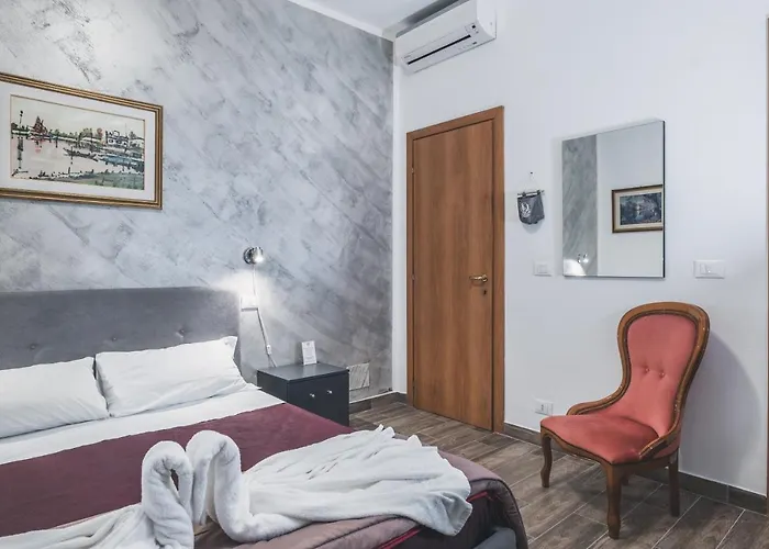 Bulldog Station With Private Wc, Ac, Tv 3*