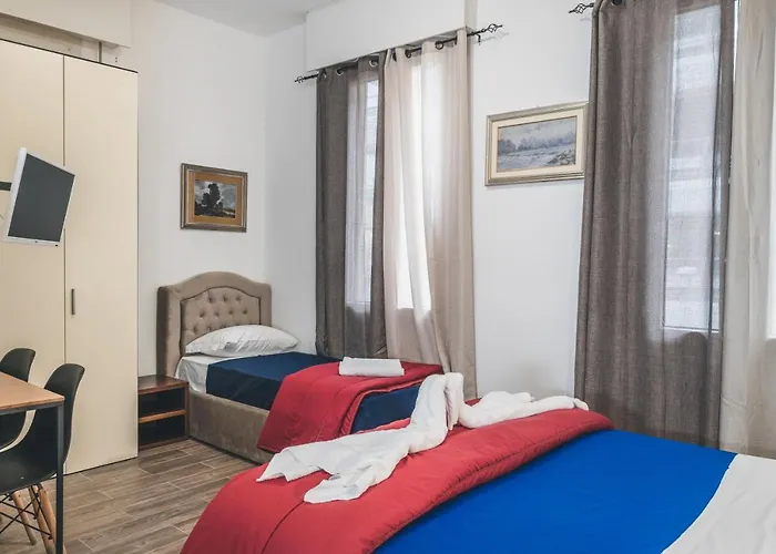 Bulldog Station With Private Wc, Ac, Tv B&B 메스트레