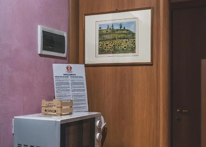 Bulldog Station With Private Wc, Ac, Tv B&B 메스트레