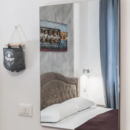 Bulldog Station With Private Wc, Ac, Tv